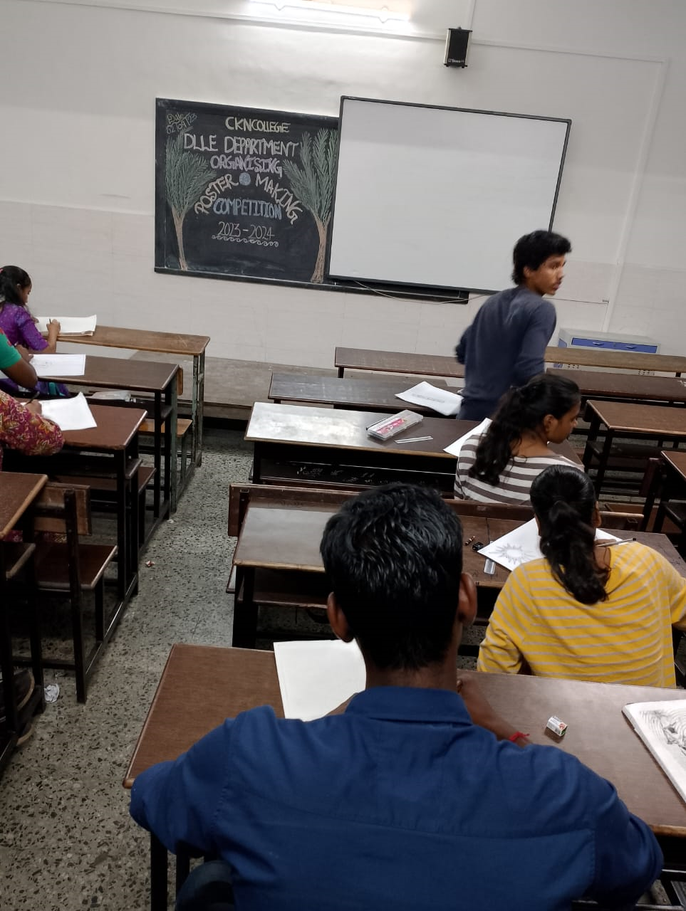 Chembur Karnataka Night College Sharing and Caring